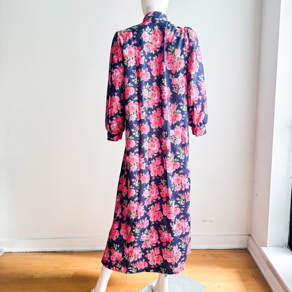 Vintage Hamilton Blue Pink Florals Long Sleeve Nightgown M - Picture 7 of 8